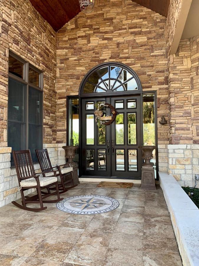 Scenic Hill Country Retreat - Rhino Ranch Villa New Braunfels Luaran gambar