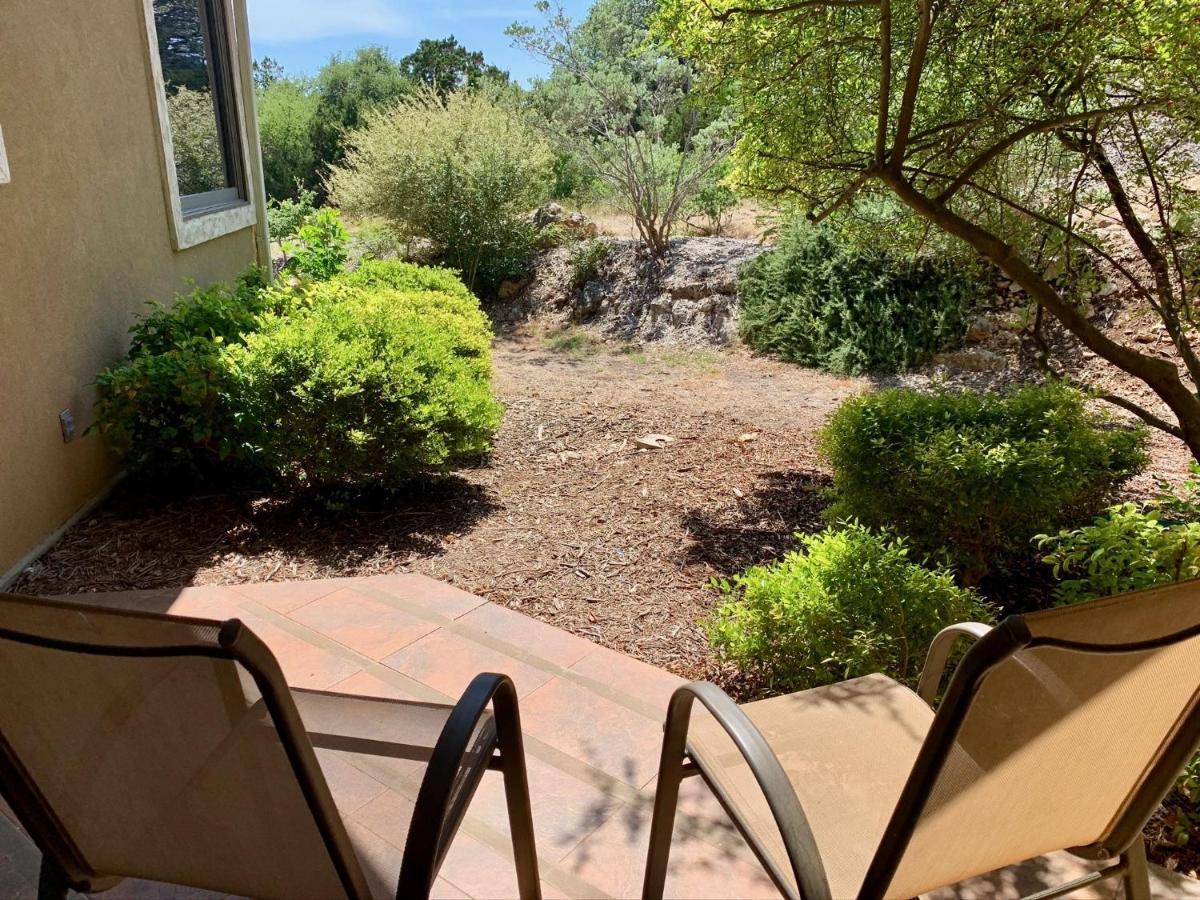 Scenic Hill Country Retreat - Rhino Ranch Villa New Braunfels Luaran gambar