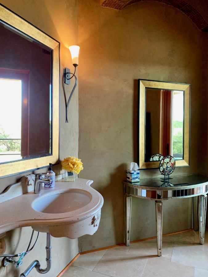Scenic Hill Country Retreat - Rhino Ranch Villa New Braunfels Luaran gambar